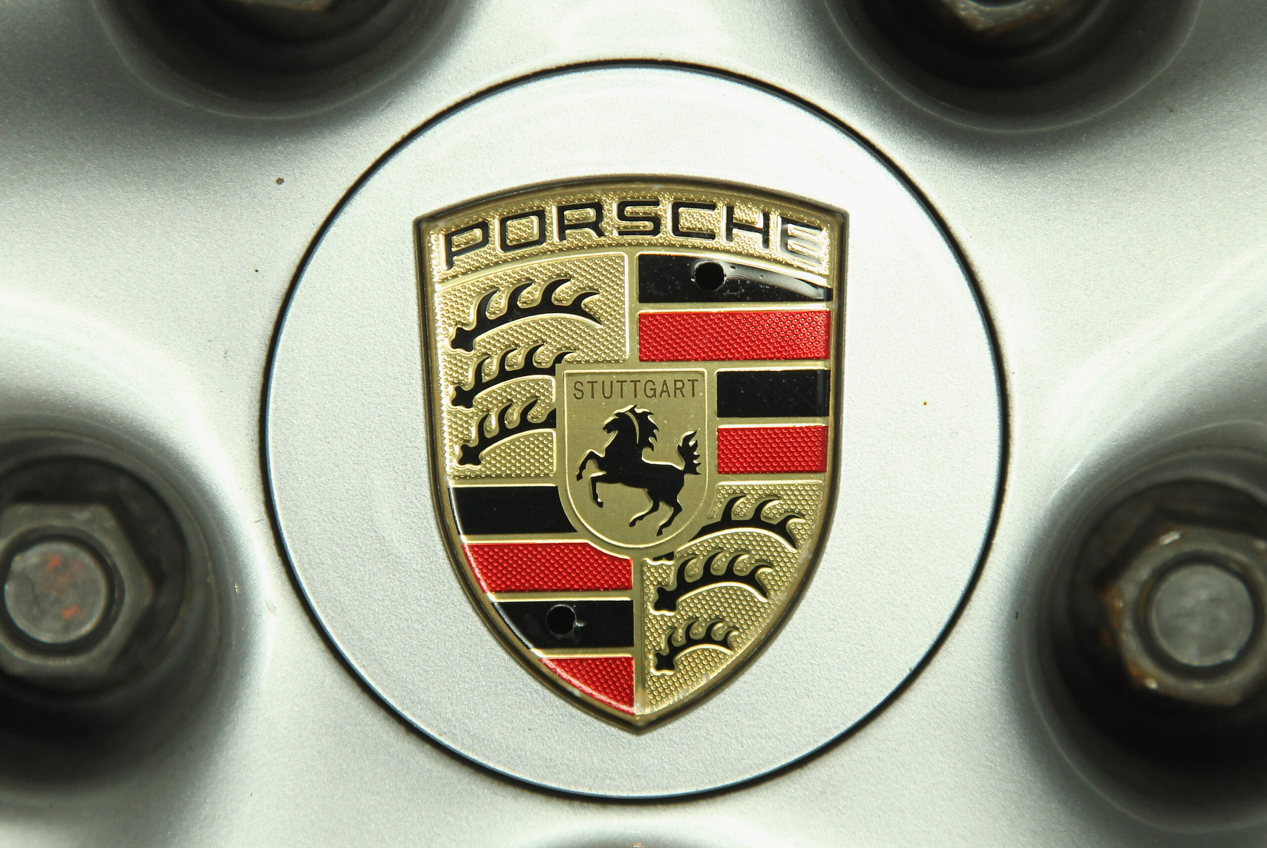 Logo von Porsche