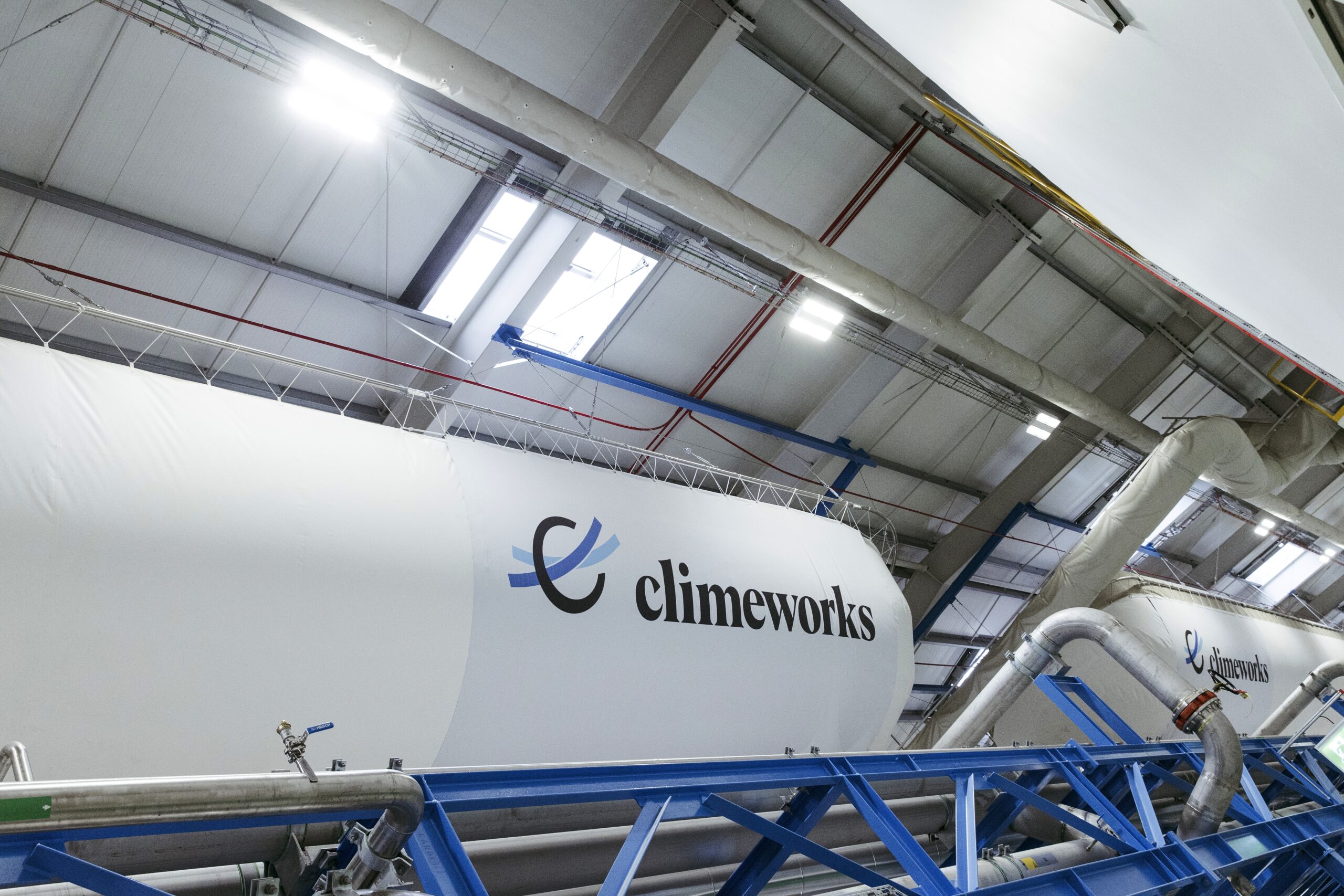 Logo von Climeworks auf einem Tank