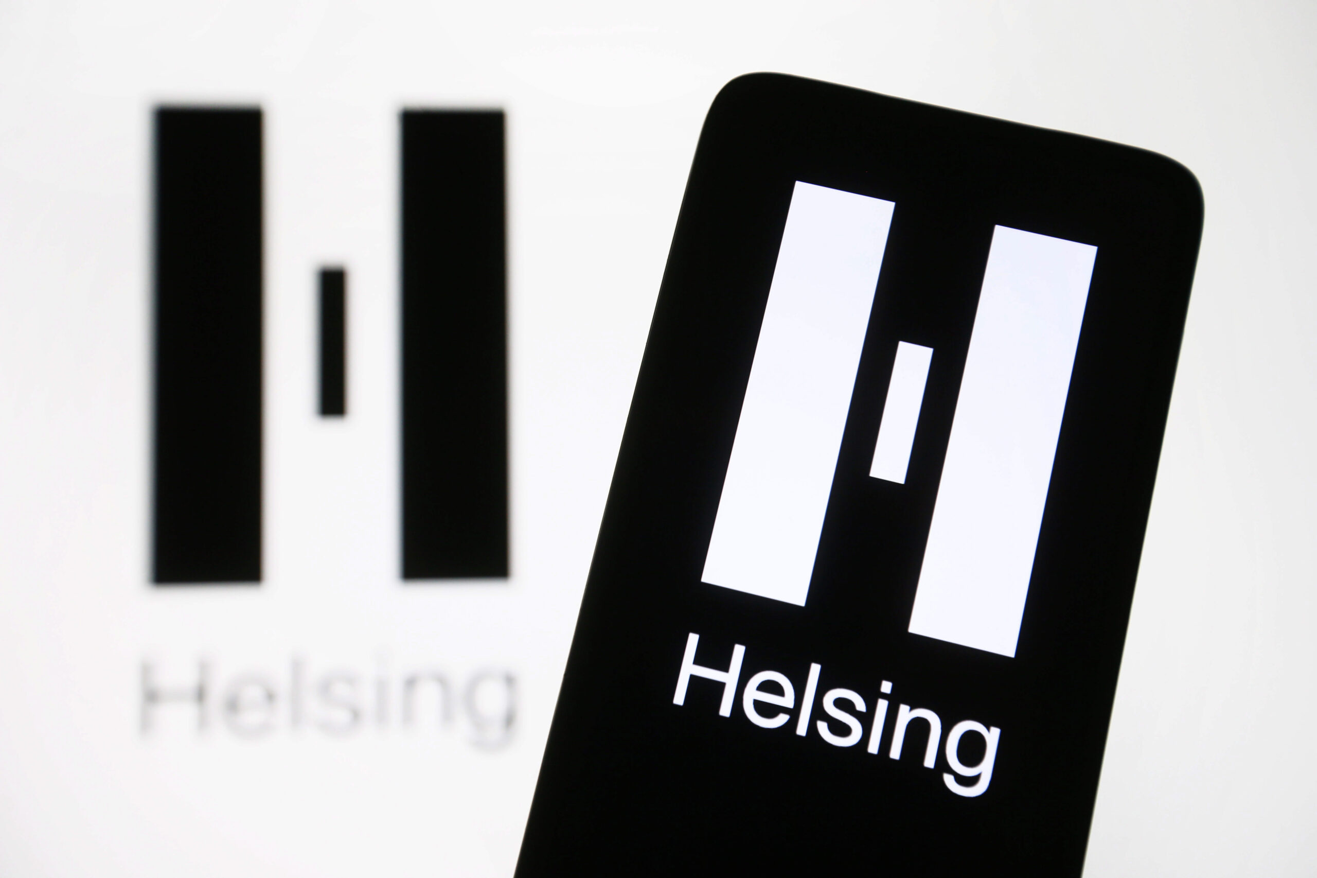 Logo von Helsing