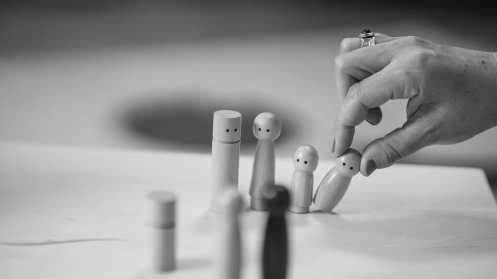Sandra Agerer unterstützt Unternehmen mit Markenstrategie, Coaching und systemischer Beratung für nachhaltigen Erfolg.