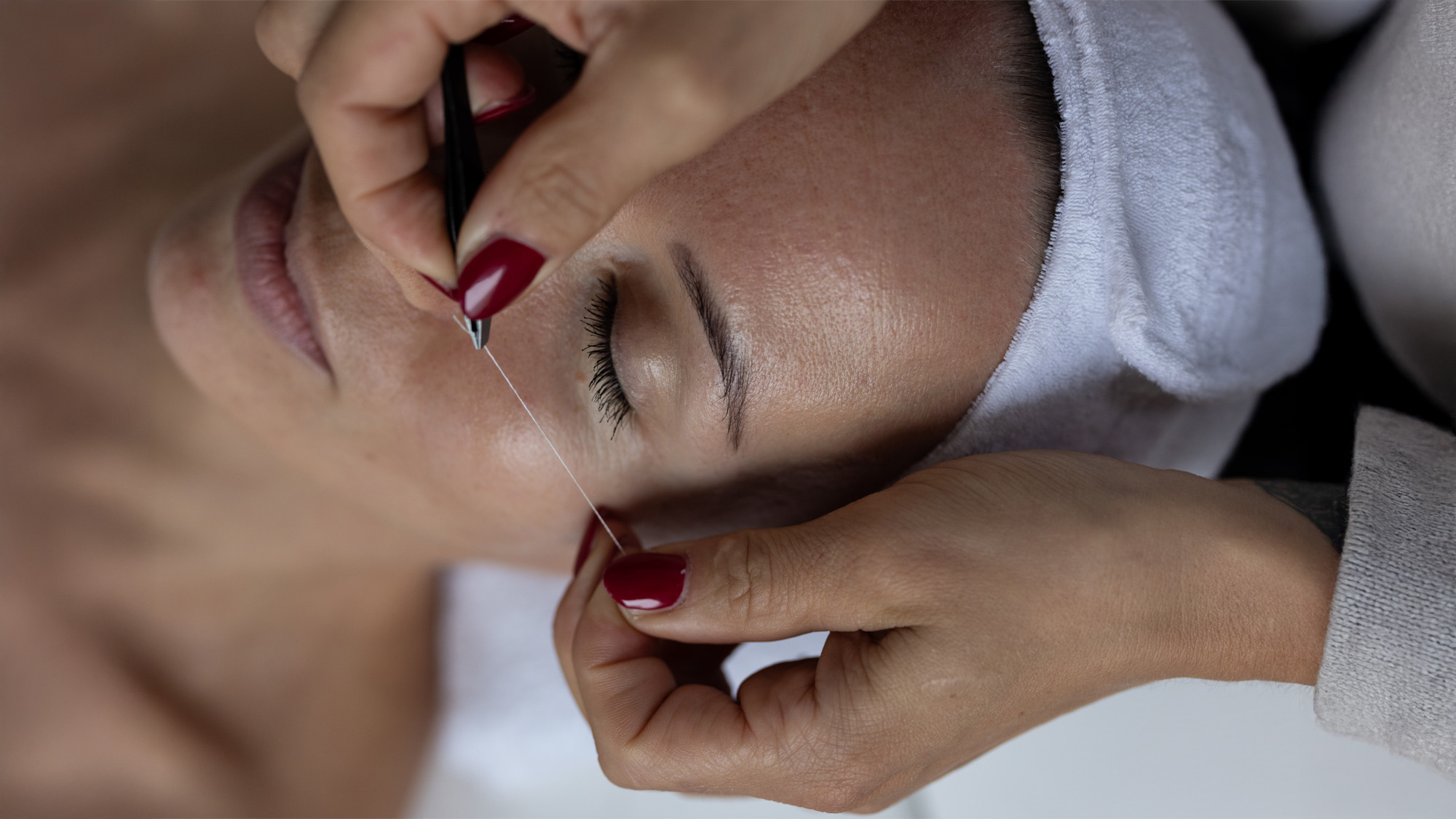 sobody Skin Health Studio in Gleisdorf: Collagen-Seidenfadenlifting für natürliche Hautstraffung, Kollagenaufbau und Nichtinvasive Hautverjüngung.