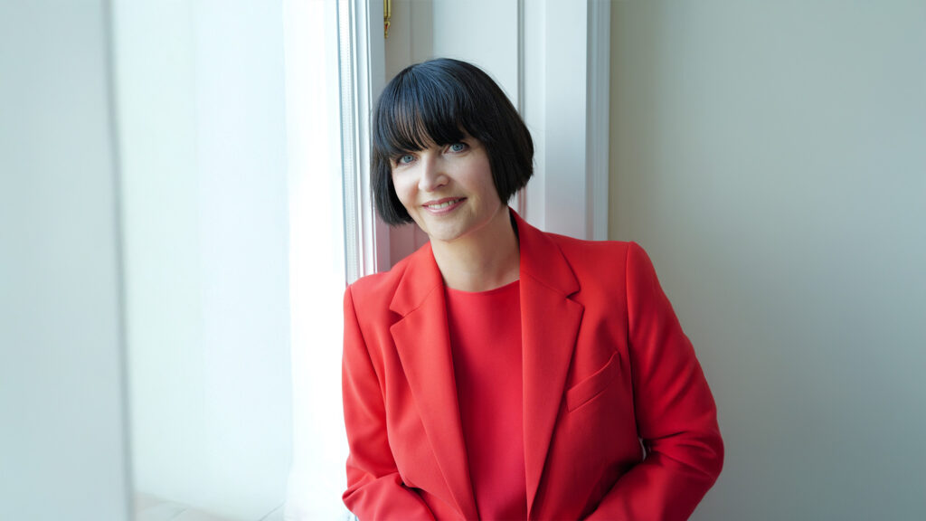 Renate Messner, CEO von SynerGIS (Esri Distributor Österreich), zeigt, wie räumliche Intelligenz Unternehmen strategisch verändert.
